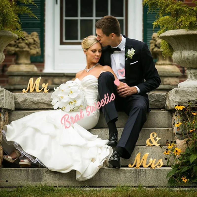 Mr and Mrs Sign Wedding Table Decorations Decorative Gold Silver Mr&Mrs Letters for Boda Wedding Photo Props Backdrops