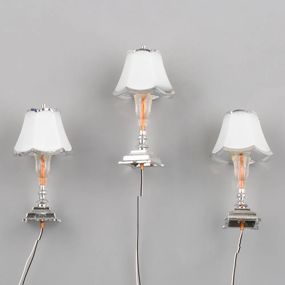 

5PCS Sliver 1:20 Table Lamp Model 1/20 LED Light Furniture Model 3V TD2-4 Toy