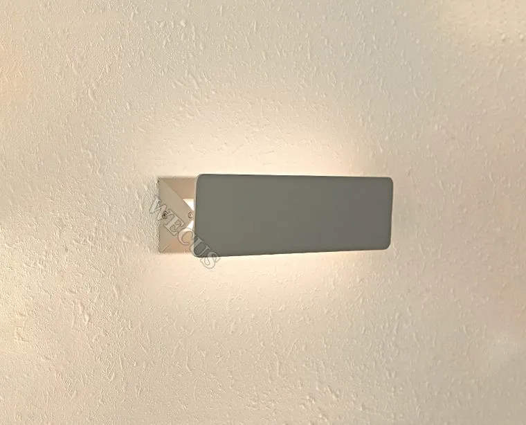 wall-light-2-1