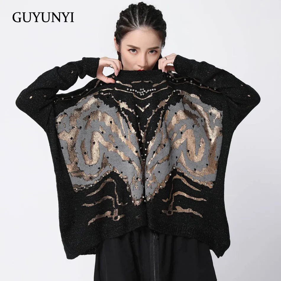

Guyunyi Female hip hop Sweaters gold and silver print hot drilling small sexy hole bat sleeve neutral lively pullover sweater 84
