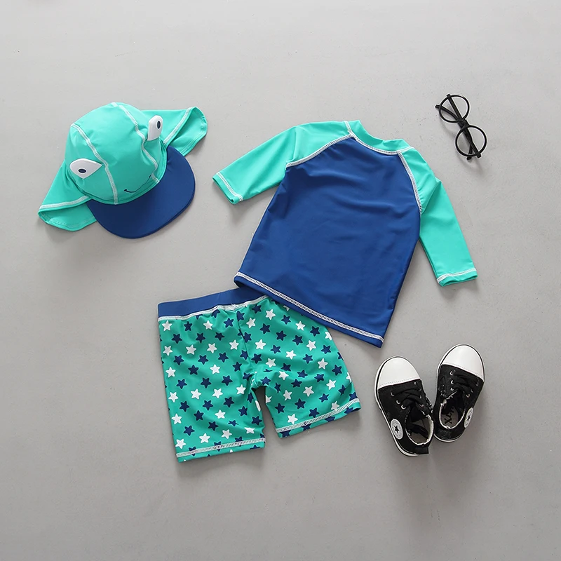 Bebê Roupa de Banho Proteção uv Manga Longa Maiô Lindo Sapo Imprimir Duas Peças + Cap Meninos Crianças Maiô de Natação Piscina Roupas 13 protegida uv adorável sapo imprimir duas peças