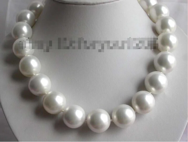 

Free shipping >>>>>>Huge 18" Natural 20mm White Shell Pearl Necklace