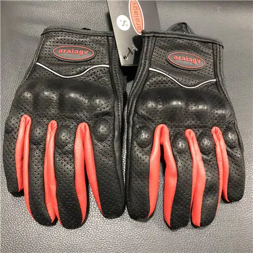 araiagv Pursuit  protector  perforated Leather Glove red 