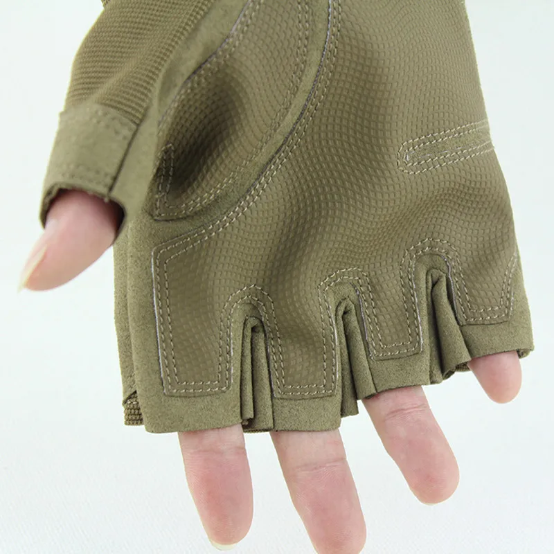 Военная Униформа Тактический пальцев Прихватки для мангала спецназ Фитнес жесткий Половина Finger Прихватки для мангала Для мужчин