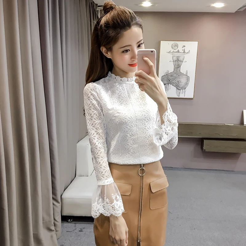 2019 الأزياء الدانتيل الأبيض بلوزة قميص المرأة بلوزات على الموضة جولة الرقبة مضيئة كم الإناث البلوزات الخريف الجوف خارج قمم 804H3