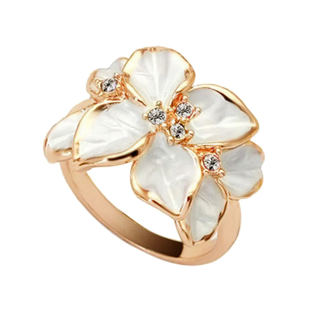 

2018 New Gold Color Crystal Flower Rings Cubic Zircon Camellia Ring For Women Engagement Wedding Jewelry Bijoux Anillos Mujer