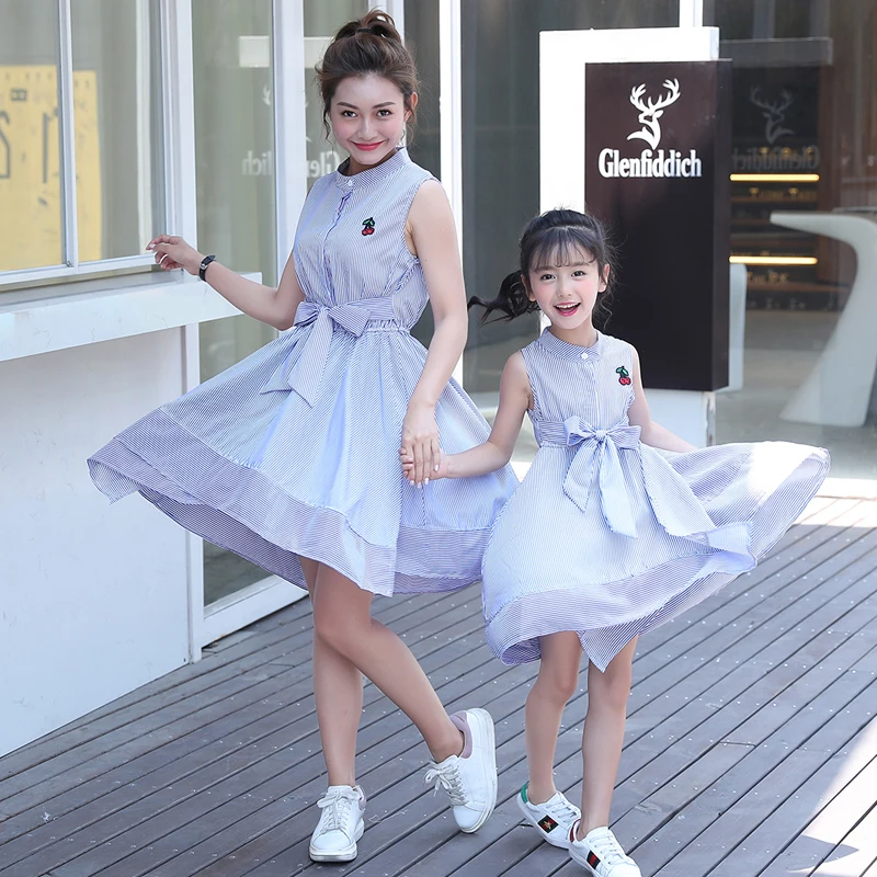 Платья для мамы и дочки одежда ребенка семейные одинаковые наряды