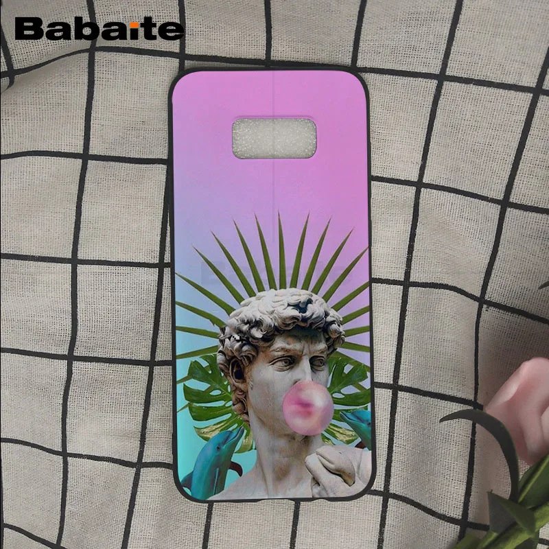 Medusa Vaporwave Glitch Art Statue Michelangelo-david