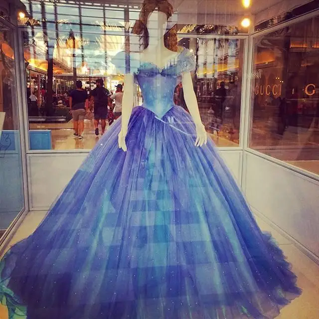 2017 Film Cendrillon robe de mariage robes Robe De Bal Cap Manches avec des Volants Arc nouveau