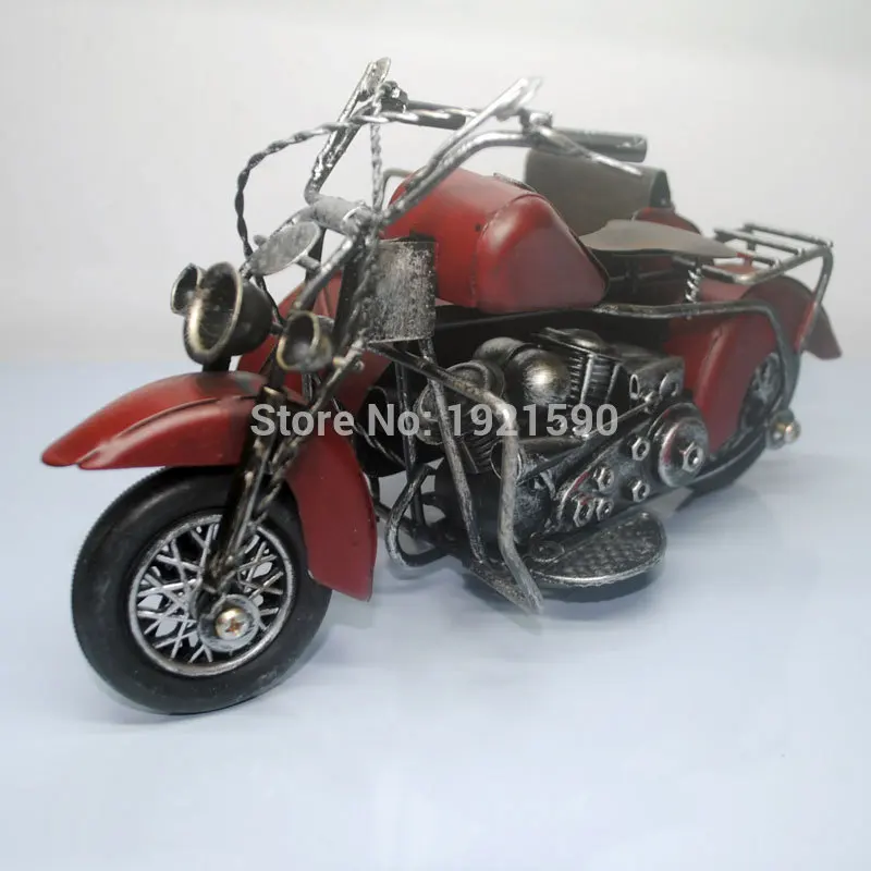 Vintage Motor Tricycle red (3)