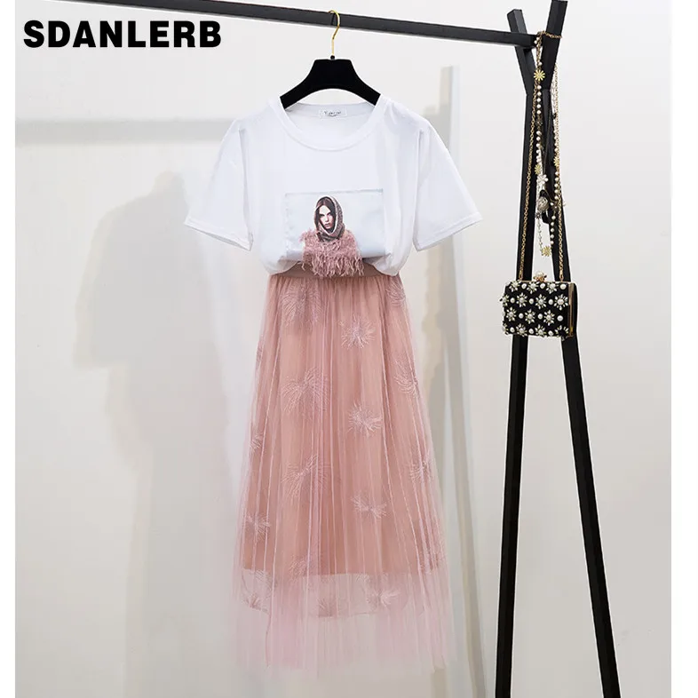 

2019 Summer Elegant Women Casual Print T-shirt + Mesh Skirts 2 Pcs Set Female Suits