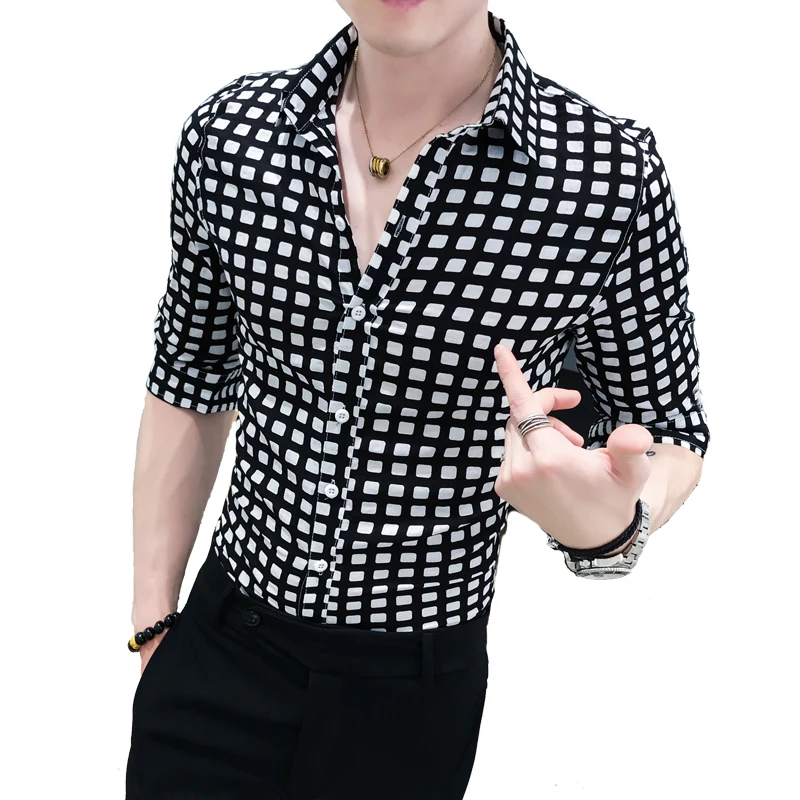 

2019 summer personality handsome wind nightclub sleeve shirt men's self-cultivation retro hair stylist trend floral shirt