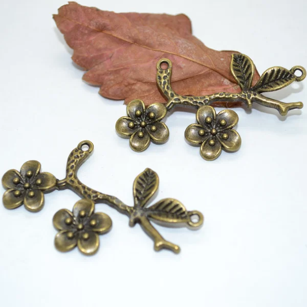 

5Pcs Zinc Alloy Antique Bronze flower Charm DIY Jewelry Making 54*31mm 1475