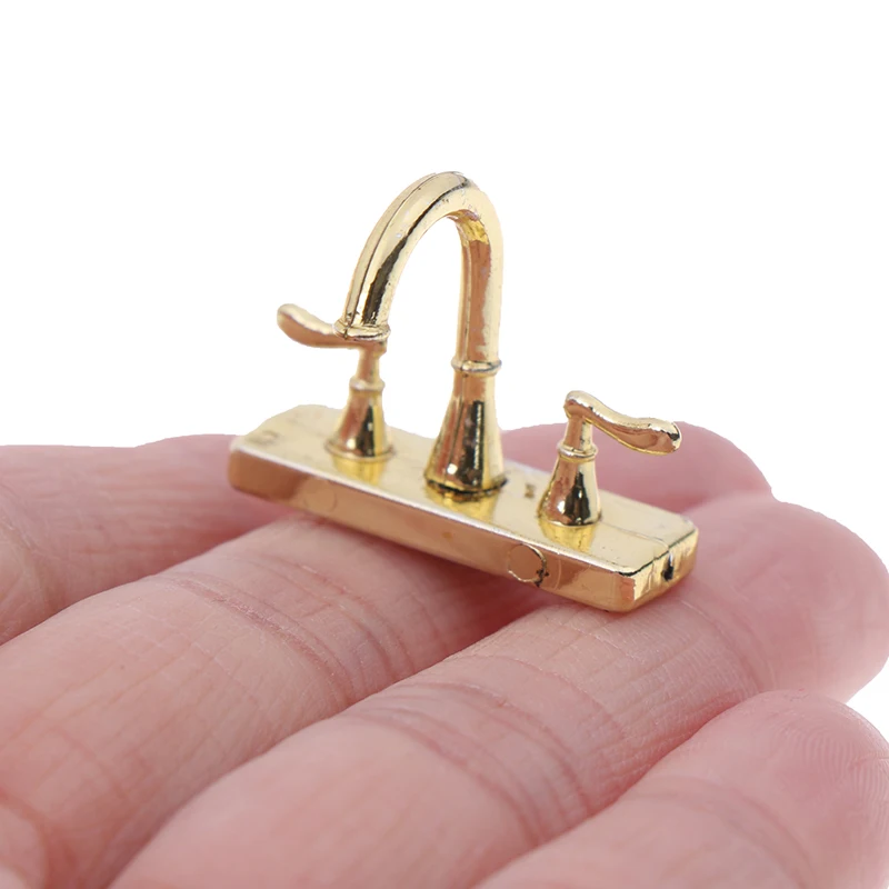 2Pcs 1:12 Miniature Metal Water Tap Faucet Dollhouse Miniature Faucet Simulation Model Toys Bathroom Accessories 1 12 dollhouse simulation bathroom toy white wash basin dollhouse 1 12 dollhouse simulation toilet model furniture miniature