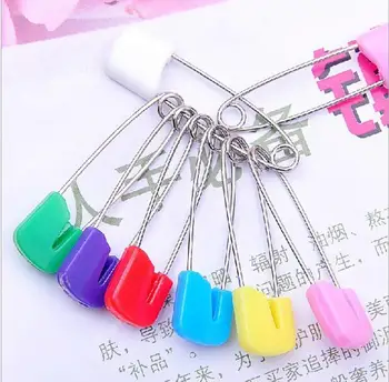 

50pcs/Lot Multipurpose Candy Color Safety Pins Findings Safe Secure Clips for Baby Care Shower Cloth Diaper Pins Brooch Holder