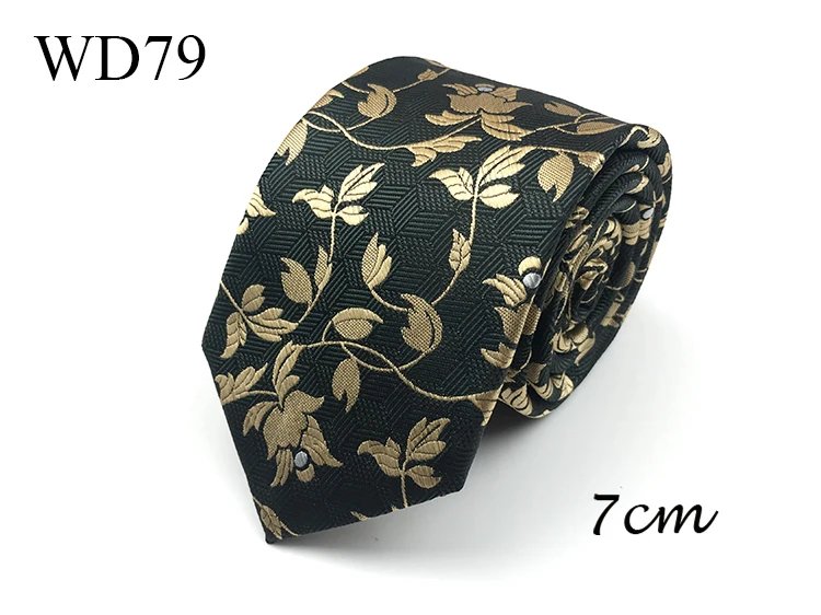 WD necktie 79