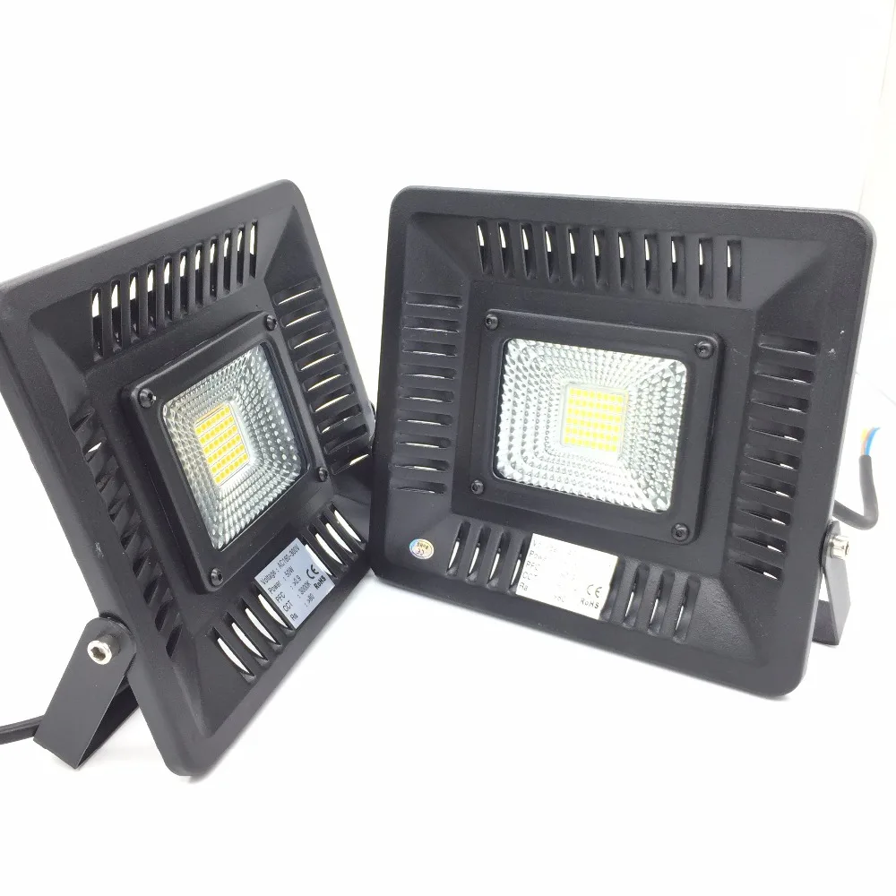 30 watt led flood light 100% Real Power LED Flood Light 30W 50W Outdoor Lighting Floodlight 220V Ultra thin IP65 Garden Light Spot Light LED Refletor led flood