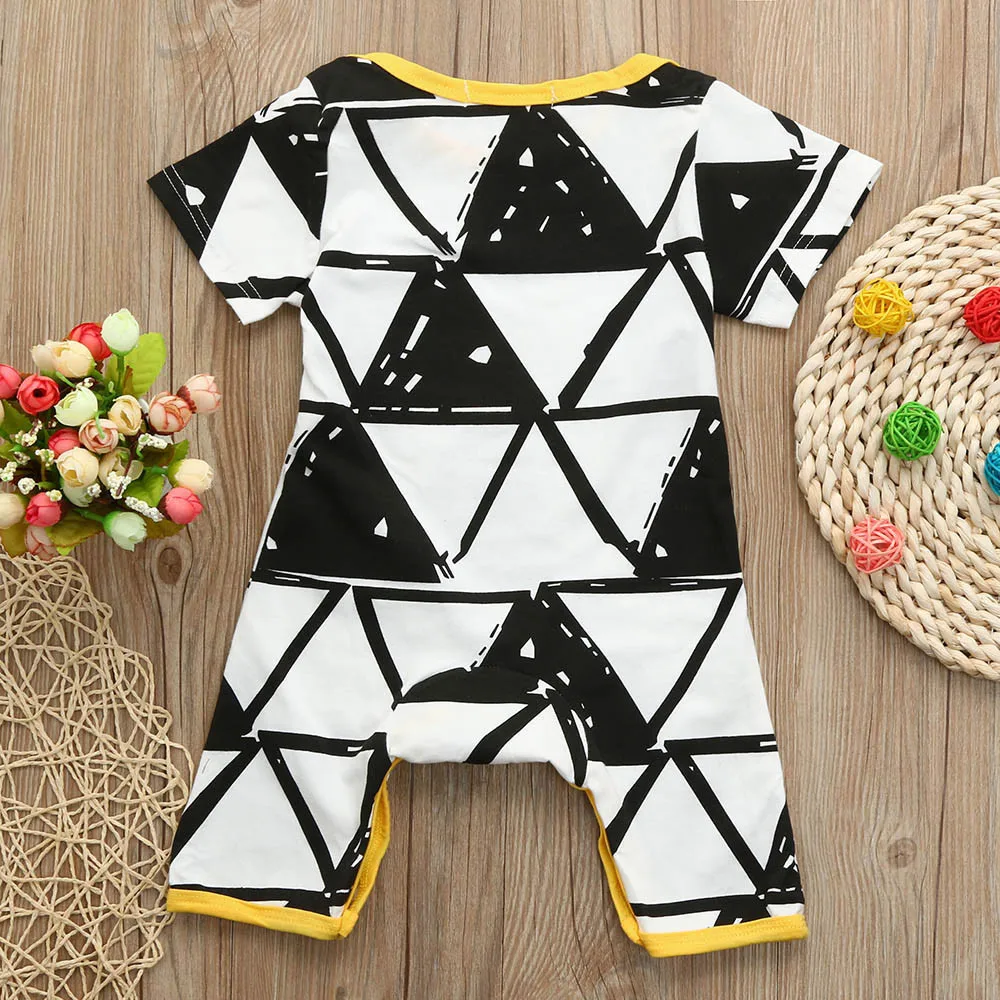 

2017 Cute Newborn Baby Rompers Infant Bebes Boys Girls Short Sleeve Printed Baby Clothes Hooded Jumpsuit Costume Outfit 0-18M