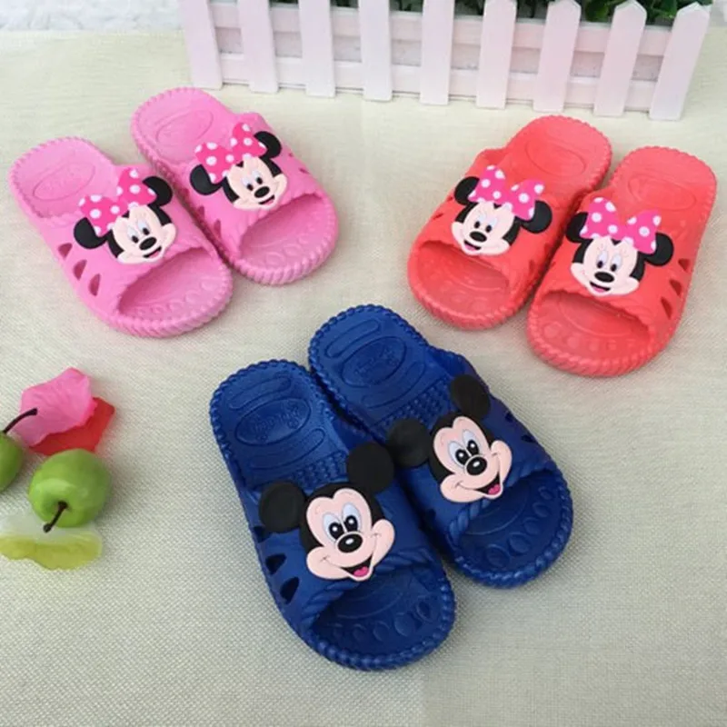 

Wholesale 0-4 years Kids cartoon slippers baby soft soled bath room slippers Children Anti-slip Shower Slippers