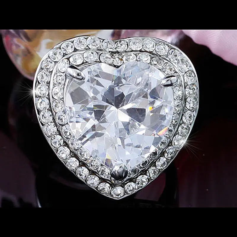 

Peacock Star 7 Carat Clear White, Dark Purple Heart CZ Stone Ring use Austrian Crystals CSR182