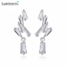 LUOTEEMI, трендовые геометрические CZ изогнутые Свадебные асимметричные серьги-гвоздики для женщин, модные свадебные вечерние ювелирные изделия Brincos