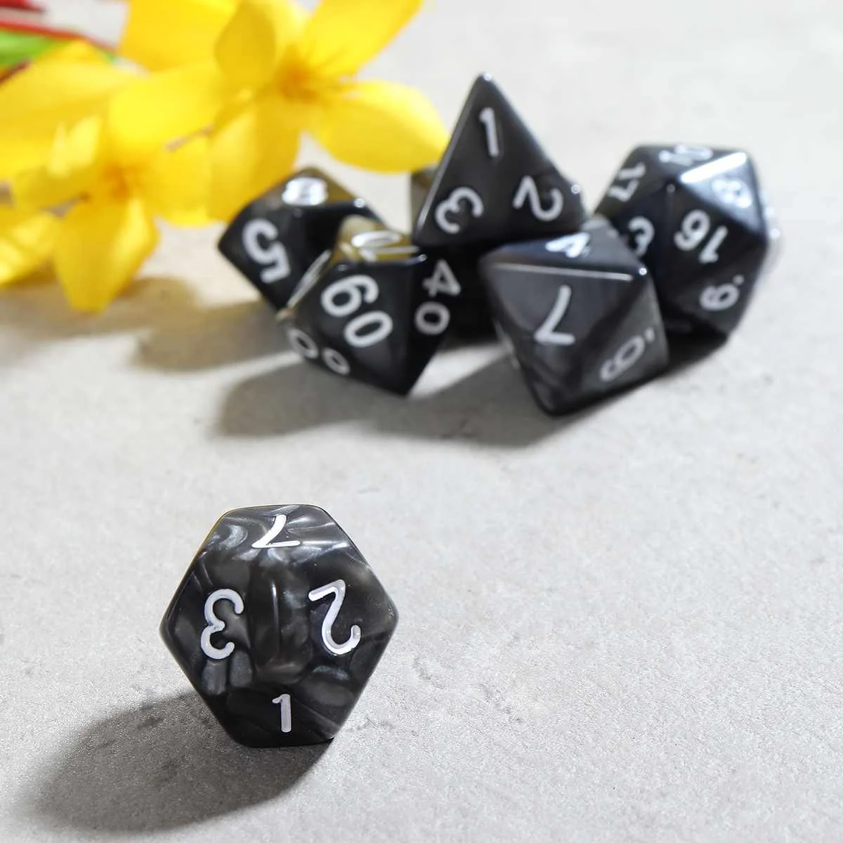 7 шт./компл. D4-D20 кубики Черный Прозрачный Многогранные кубики с сумочкой в комплекте для ролевой игры вечерние бар покер Интересных Игр инструменты