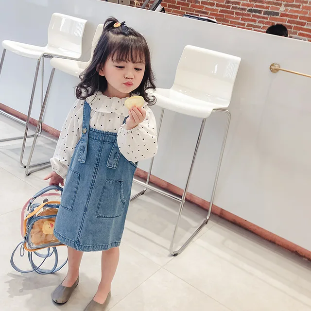 Комплекты одежды для маленьких девочек 2, 3, 4, 5, 6 лет, корейская модная блуза с длинными рукавами, джинсовое платье на бретелях, детская одежда из 2 предметов, костюм для маленьких девочек