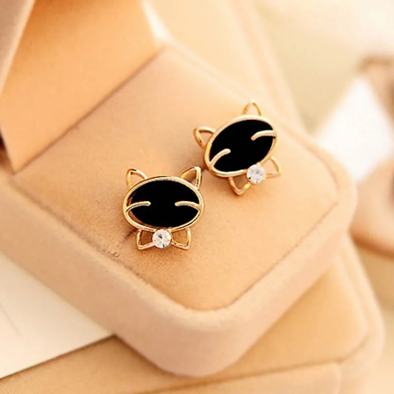 

Fashion Black Smiling Cat Delicate Golden Alloy Crystal Women Trendy Ear Stud Popular Earrings