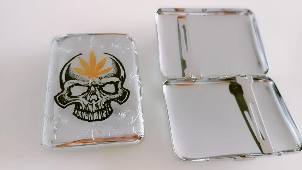 

5pcs/lot thin High-grade mirror silver cigarette case creative skull metal tobacco cigarette storage box pocket holder with clip