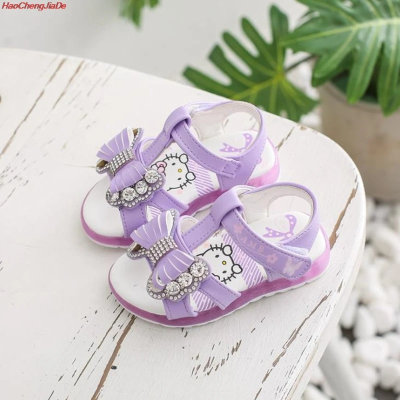 

HaoChengJiaDe New Children Beach Sandals Fashion Kids Cartoon LED Shoes for Girls KT Antislip Girl Toddler Shoes Sandals