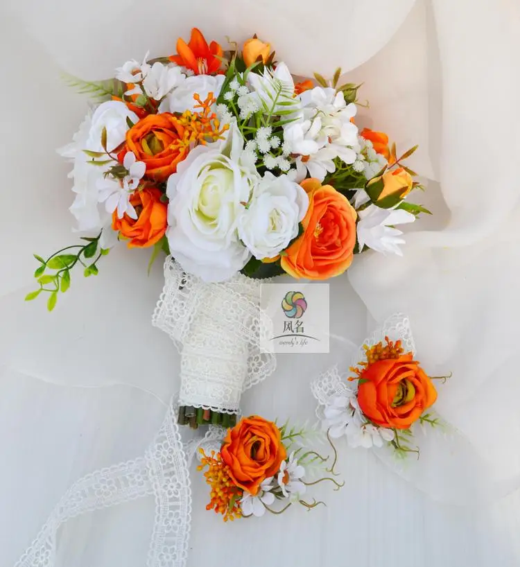 

New Creative White Orange Rose Daisy Clematis Handmade Flower Bouquet Wedding Flower Prose Bridal Bunny Wedding Bouquet Flower