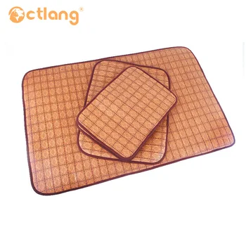 

4 Color Double-sided Rattan Mat Cute Floral Pet Cat Sleep Warm Paw Print Dog Cat Puppy Fleece Soft Dog Blanket Pet Dog Beds