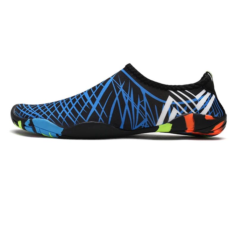 

Beach shoes summer sandals soft women swimming aquashoes adult camping hiking Non-slip sneakers 2019