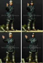 resin assembly Kits 1 35 WW2 Conversation in the Desert soldier Unpainted Kit Resin Model Free