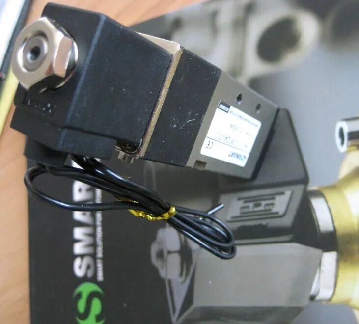 Бесплатная доставка 1/8 &quot4V110 06 24VDC электромагнитный клапан умный пневматический
