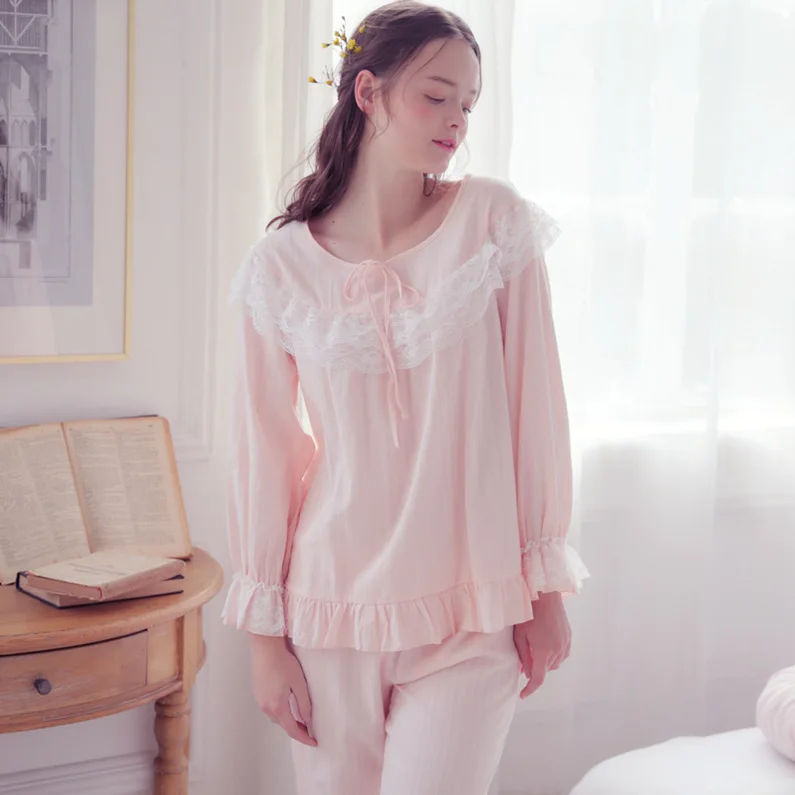 

New Cute Autumn Women Royal Modal Pajamas Set Lady Pyjimas Hollow Lace Sleepwear Retro Style QW1873