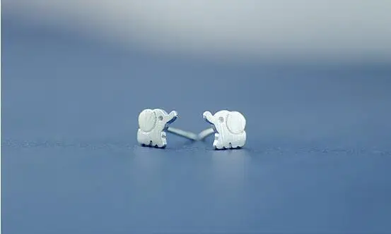 

Silver plated copper lovely elephant stud earring fashion animal lucky elephant earring for women child fine ear jewelry