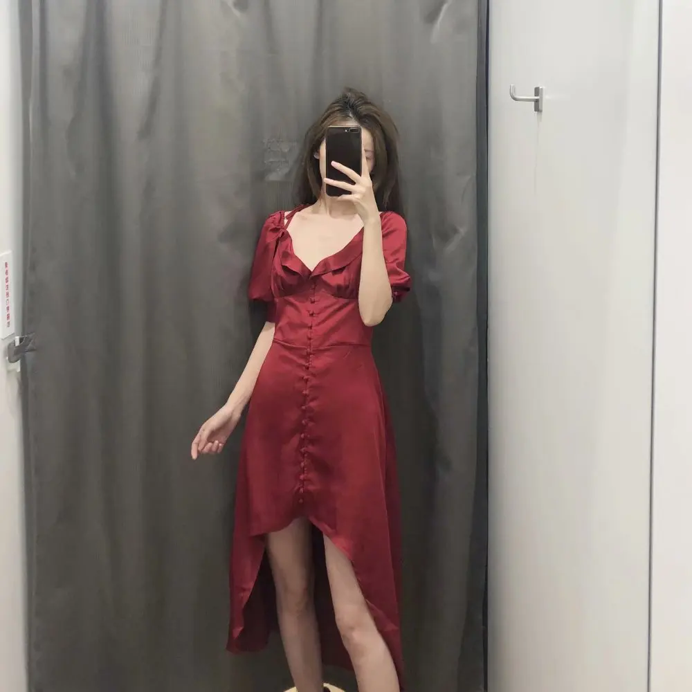  (12)