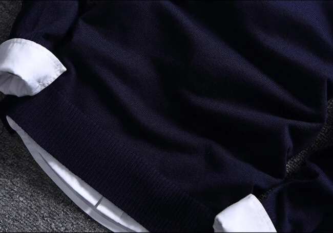 Мужские свитера осень зима новая уличная мода сшитая мужская вязаная одежда теплая Корейская тонкая мужская одежда с круглым воротником