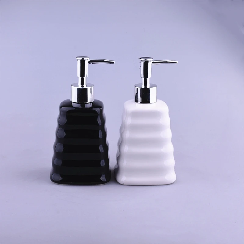 

1PC Pressing Carved Resin Refillable Cream Lotion Dispenser Bottles Container for Cosmetic Shampoo Liquid Soap Shower Gel
