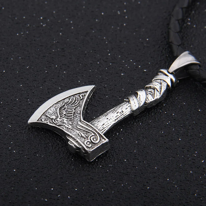 Dropshipping antique silver viking wolf and odin raven ax pendant necklace as birthday gift Dropshipping antique silver viking wolf and odin raven ax pendant necklace as birthday gift