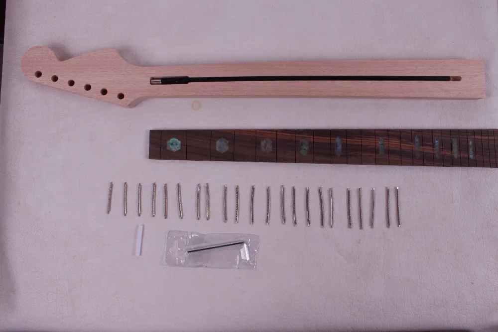 Одна электрическая гитара шеи Новый твердой древесины 25.5 22 лада розового дерева Гриф 021#