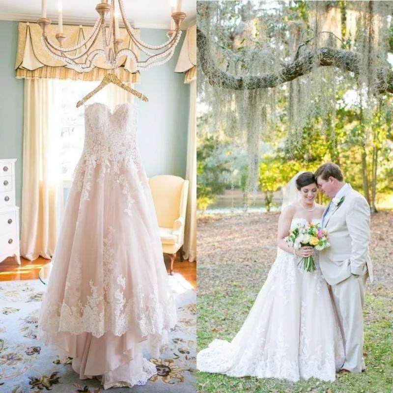2017-vintage-fall-blush-lace-wedding-dresses-sweetheart-lace-appliqued-tulle-court-train-plus-size-bridal-gowns-dress-of-brides-plus-size_