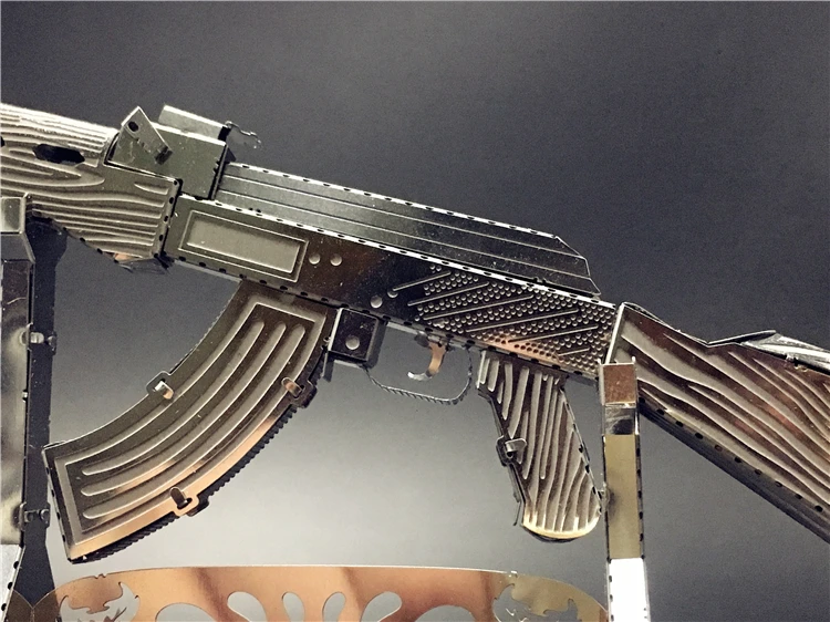 ММЗ модель nanyuan 3D металлическая головоломка AK47 Беретта 92 Оружейная Строительная Модель Набор DIY 3D лазерная резка головоломка игрушка для взрослых