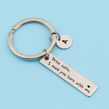 

A-Z 26 Name Initial Keychain Engraved Drive Safe I Need You Here With Me Heart Key Holder Fashion Lover Couples Family Gifts