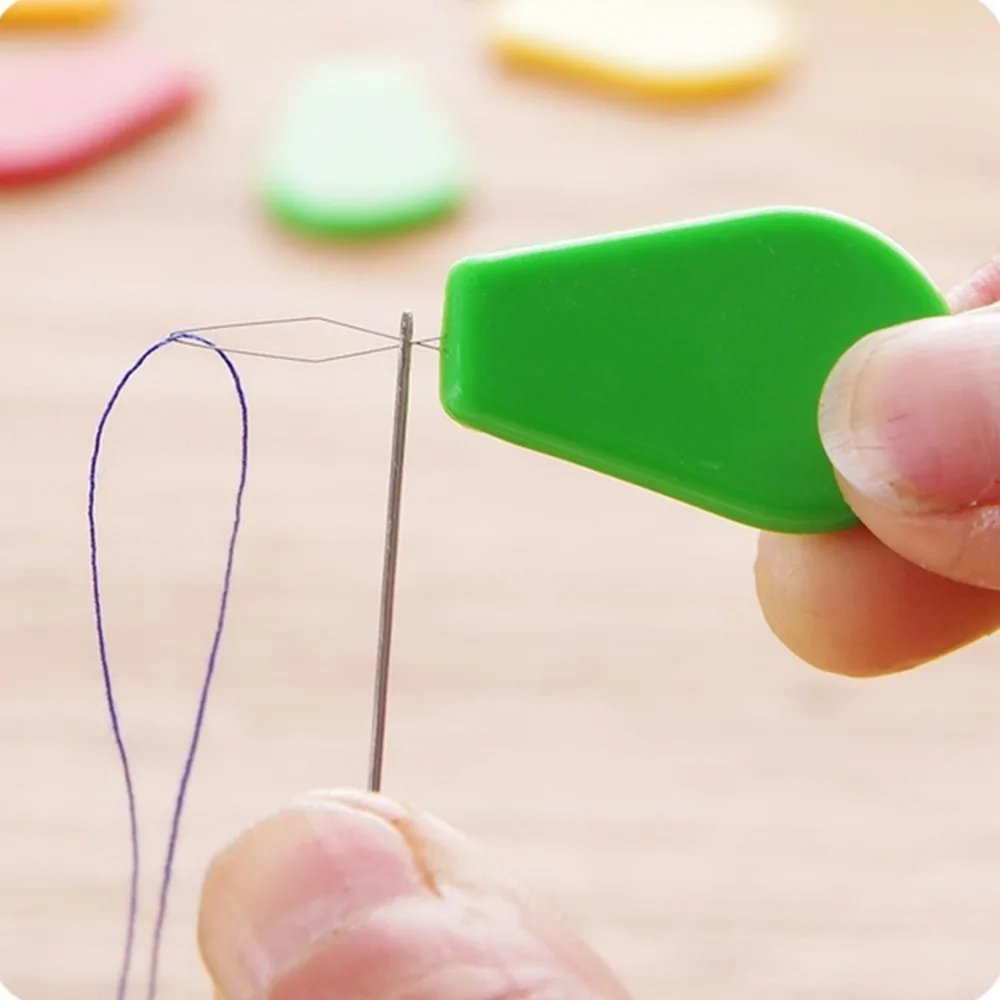 20*BOW PLASTIC WIRE NEEDLE THREADER HAND MACHINE SEWING INSERTION STITCHTOOL SH