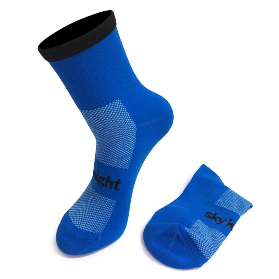 Профессиональные новые носки для велоспорта, дышащие впитывающие велосипедные носки для мужчин и женщин, спортивные носки для бега, тренажерного зала, тренировочные носки для улицы, носки для шоссейного велосипеда - Цвет: Синий