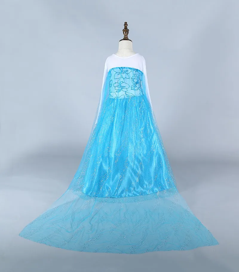 2567398296_1933995610