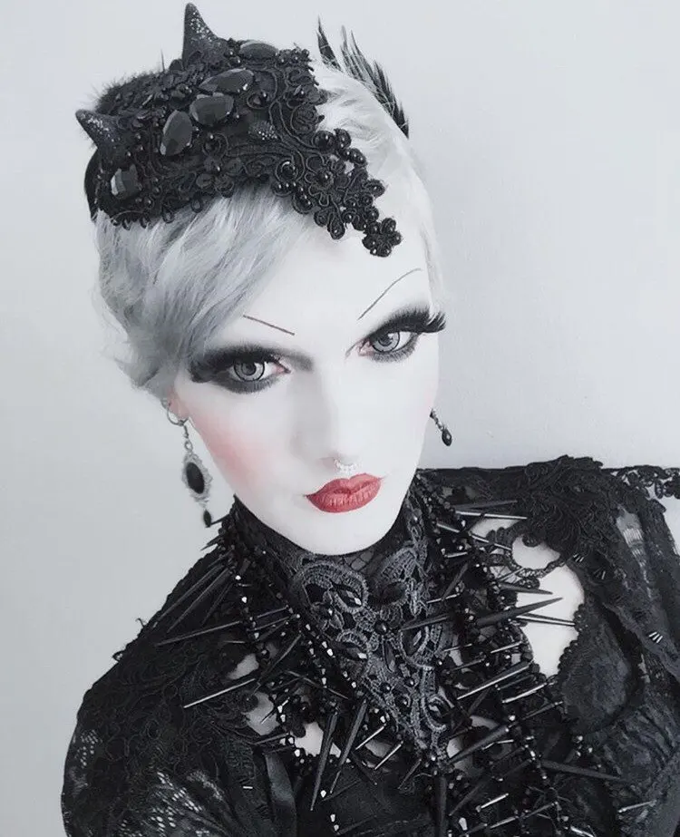 2018 Black Gothic Beading Headband Sheep Horn Headwear Evil Cosplay  Women's Halloween Costumes  (4)