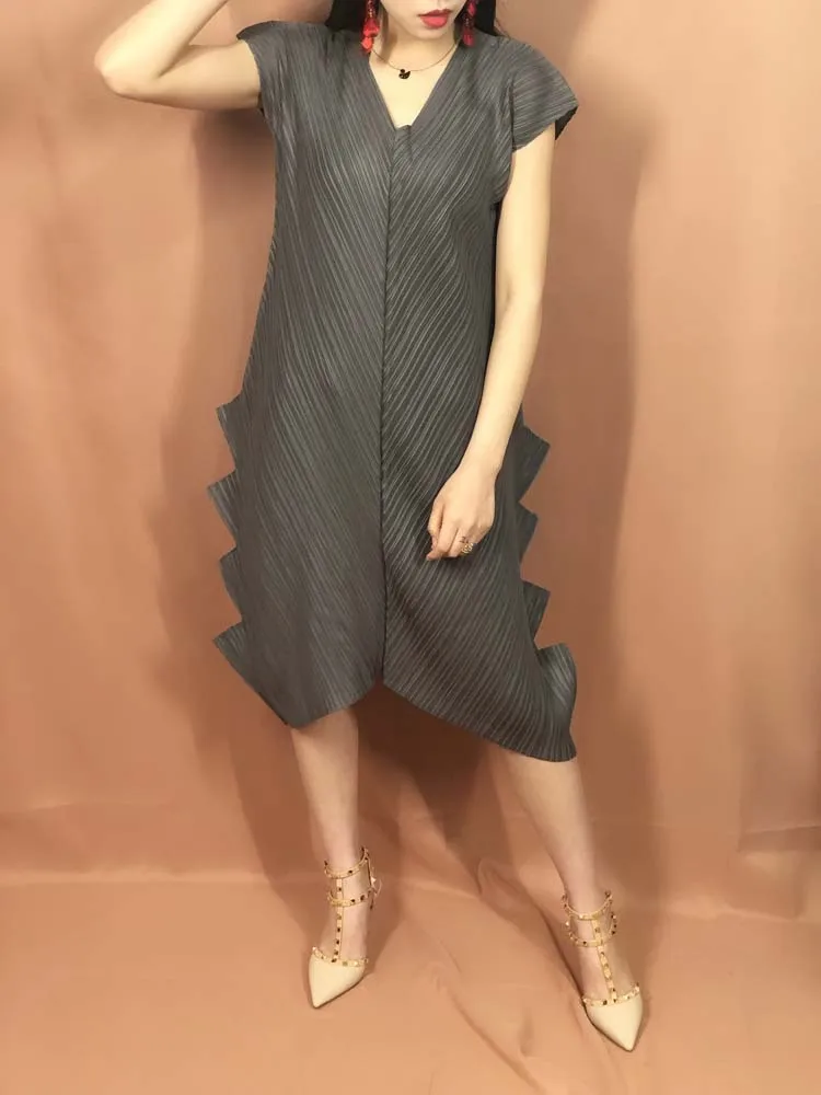 Модное однотонное платье Miyake fold без рукавов с v-образным вырезом асимметричное платье доступно